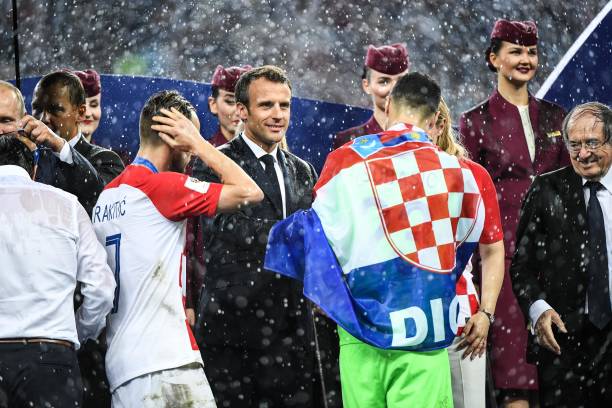 产中心附近 产中心附近