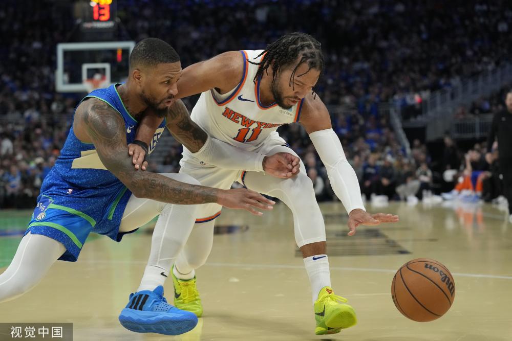 他的团队深 他的团队深