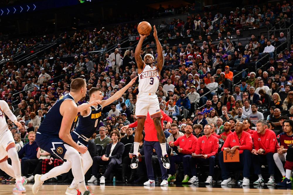 中上演了激 中上演了激